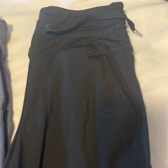 Joggers - Picture 3 of 6